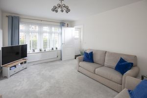 Sitting Room_30HTG- click for photo gallery